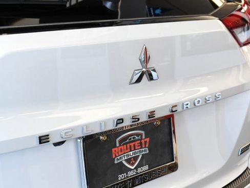 Used 2024 Mitsubishi Eclipse Cross AWD image 15