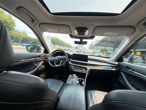 Used 2025 INFINITI QX60 Luxe AWD/4WD image 8