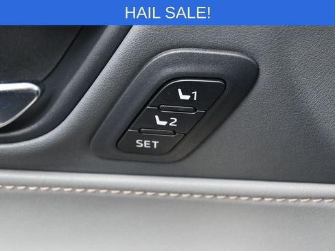 Certified 2024 Toyota Venza XLE image 14