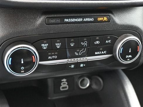 Used 2025 Ford Escape ST-Line FWD image 17