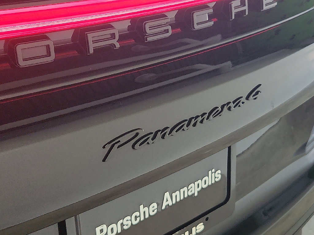 Used 2025 Porsche Panamera 4 AWD/4WD image 32