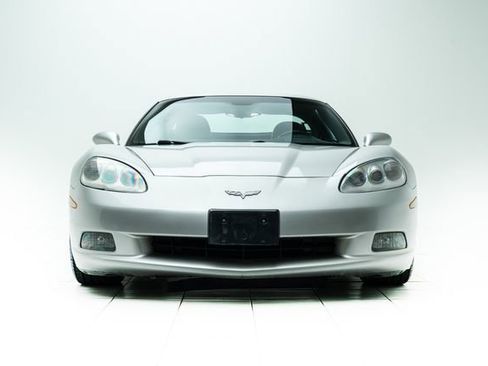 Used 2006 Chevrolet Corvette Coupe w/ Preferred Equipment Group image 6