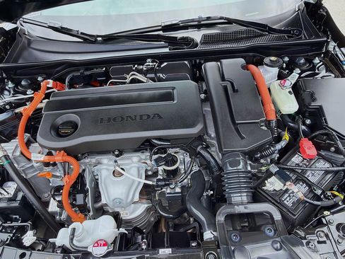 Used 2025 Honda Civic Sport image 34