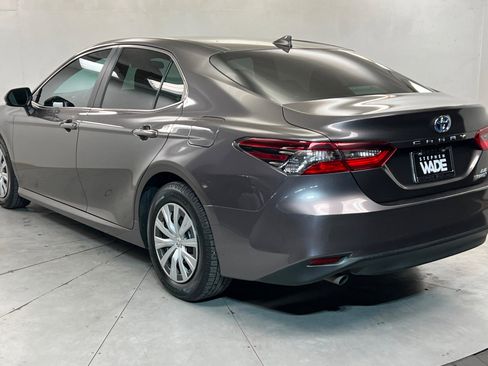 Certified 2023 Toyota Camry LE image 3
