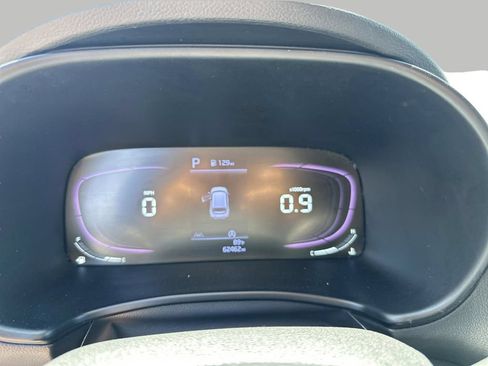 Used 2023 Kia Soul LX w/ LX Technology Package FWD image 16