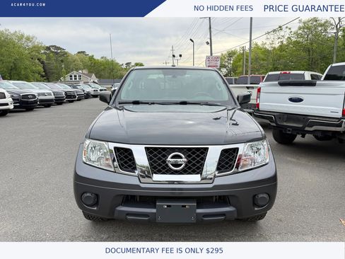 Used 2014 Nissan Frontier SV RWD image 7