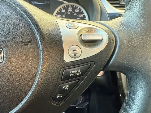 Used 2016 Nissan Sentra SL w/ Technology Package image 12