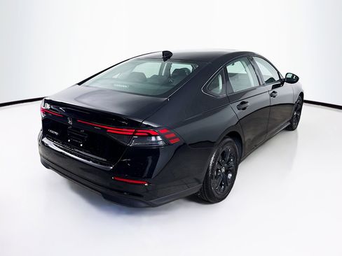New 2025 Honda Accord SE image 31