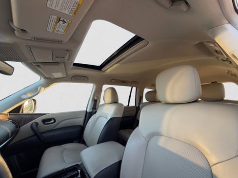 Certified 2023 INFINITI QX80 Premium Select w/ Cargo Package image 12