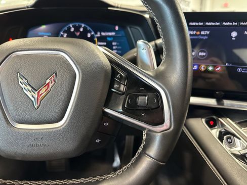 Used 2021 Chevrolet Corvette Stingray Coupe w/ 1LT RWD image 25