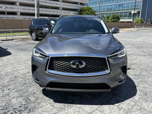 Certified 2025 INFINITI QX50 Luxe image 2