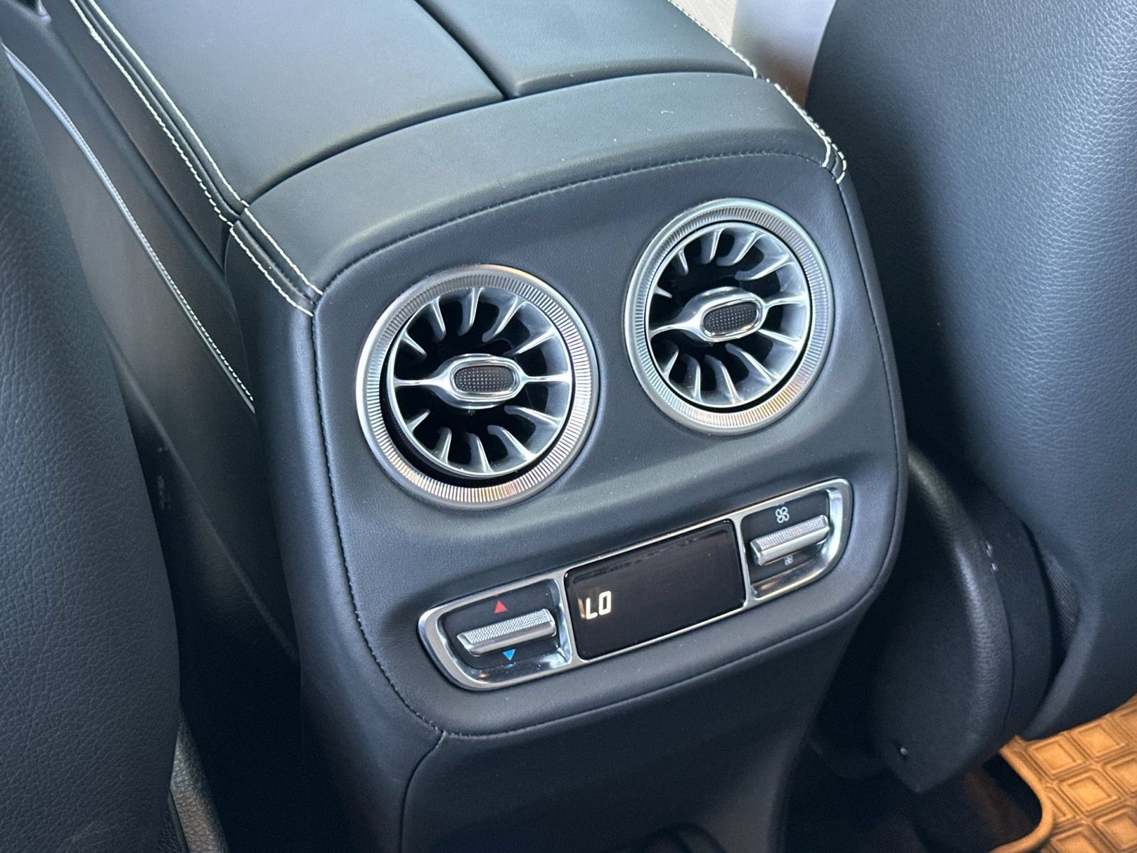 Used 2025 Mercedes-Benz G 63 AMG 4MATIC image 14