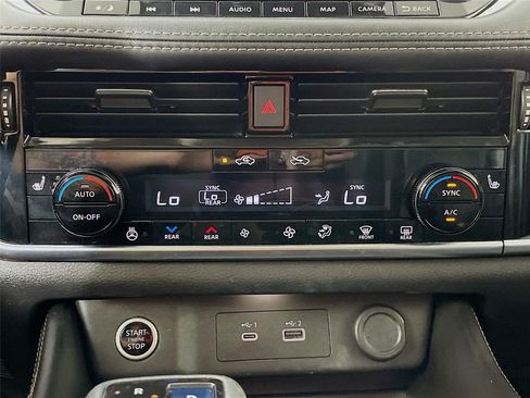 Used 2021 Nissan Rogue SL w/ Premium Package AWD/4WD image 20