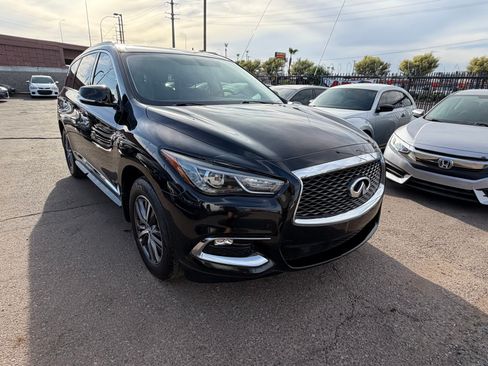 Used 2018 INFINITI QX60 FWD w/ Premium Package image 3