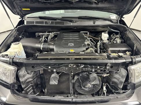Used 2016 Toyota Sequoia Limited AWD/4WD image 28