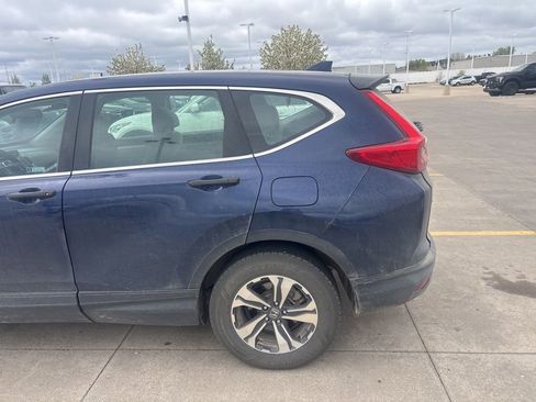 Used 2019 Honda CR-V LX image 3