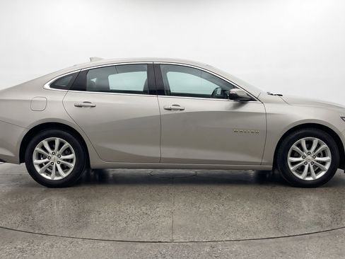 Used 2024 Chevrolet Malibu LT FWD image 11