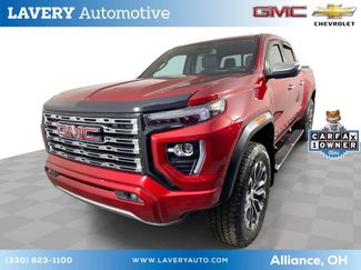 Used 2024 GMC Canyon Denali video 1