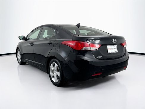 Used 2013 Hyundai Elantra GLS image 2