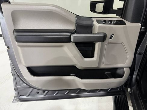 Used 2022 Ford F350 XLT w/ XLT Value Package AWD/4WD image 18
