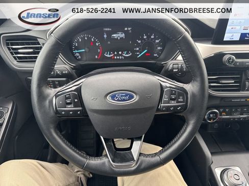 Used 2021 Ford Escape SEL image 16