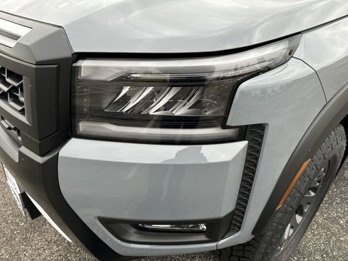 Used 2026 Nissan Frontier PRO-4X w/ Pro-4x Convenience Package image 28