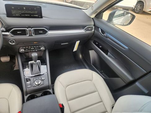 New 2025 MAZDA CX-5 AWD 2.5 S w/ Preferred Package image 12