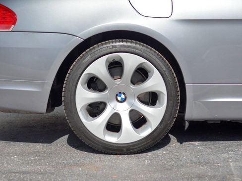 Used 2005 BMW 645Ci Convertible image 33