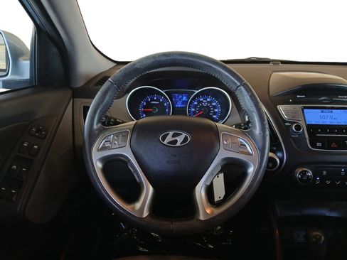 Used 2012 Hyundai Tucson GLS image 12