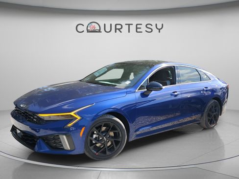 New 2026 Kia K5 GT-Line image 1