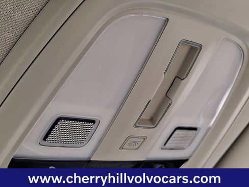 Certified 2023 Volvo XC60 B5 Plus image 26