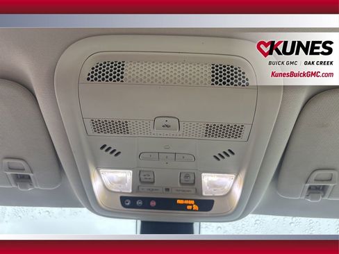 Used 2021 Cadillac XT6 Premium Luxury w/ LPO, Floor Liner Package image 22