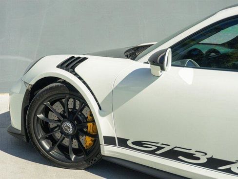 Used 2019 Porsche 911 GT3 RS w/ Weissach Package image 50