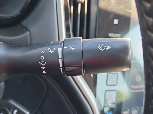 Used 2024 Subaru Legacy Premium AWD/4WD image 32