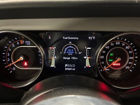 Used 2021 Jeep Wrangler Unlimited Sahara AWD/4WD image 15