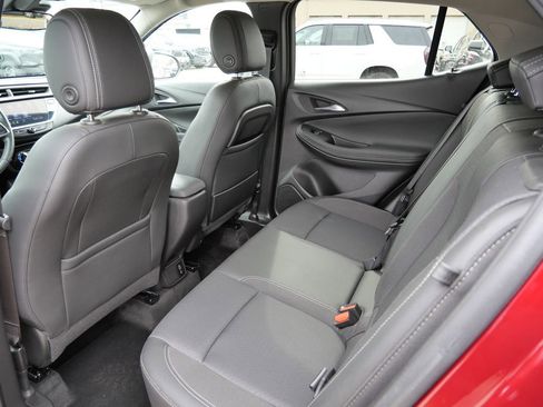 Used 2023 Buick Encore GX Preferred w/ Cold Weather Comfort Package FWD image 24