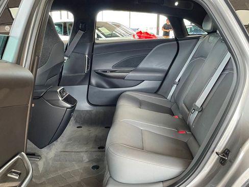 Used 2023 Lucid Air Touring AWD/4WD image 16