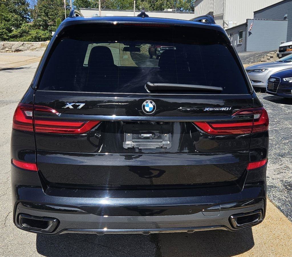 Used 2020 BMW X7 xDrive40i w/ M Sport Package AWD/4WD image 8