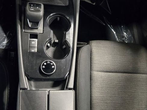 Used 2023 Nissan Rogue SV image 22