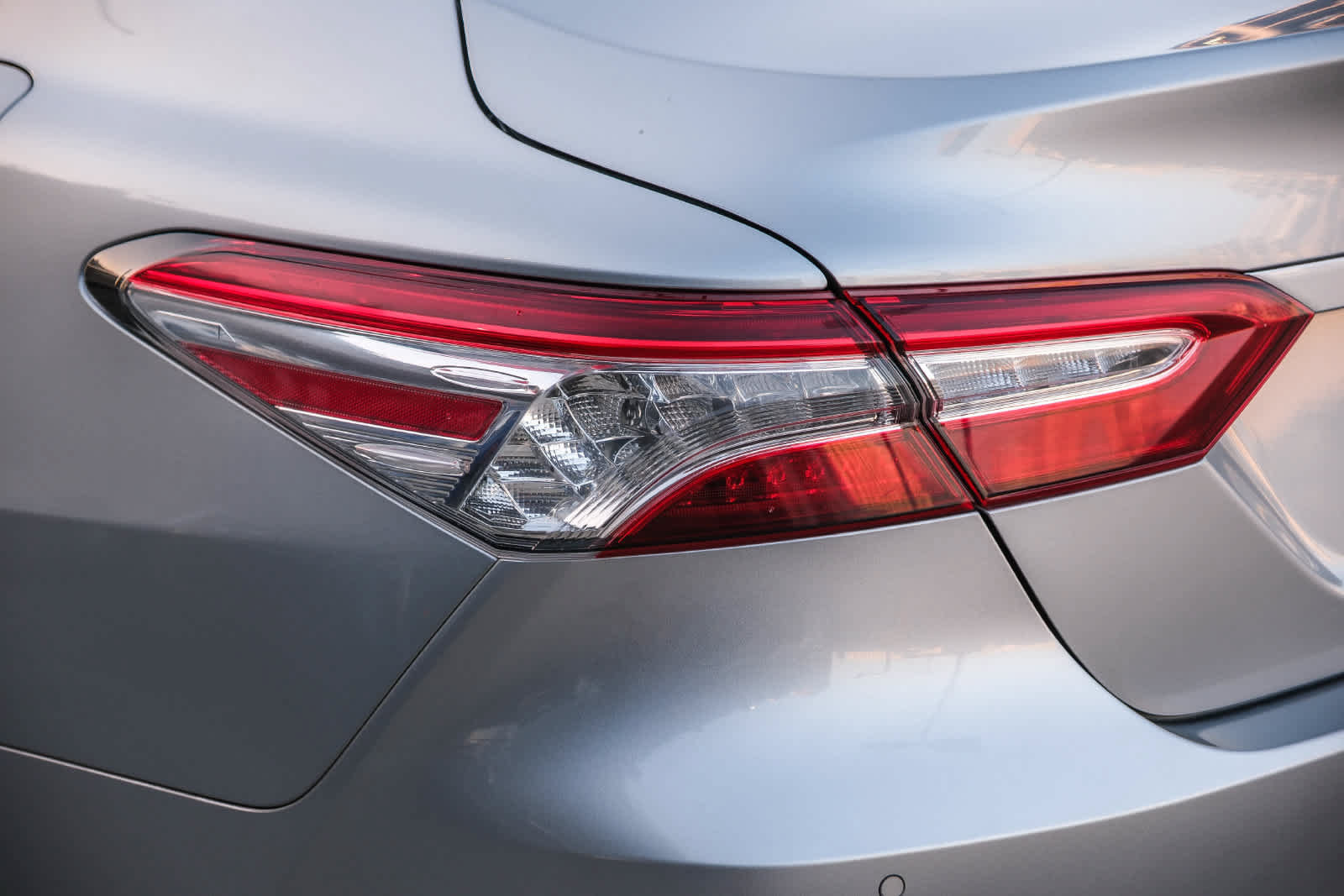 Certified 2020 Toyota Camry XLE w/ Driver Assist Package FWD image 7