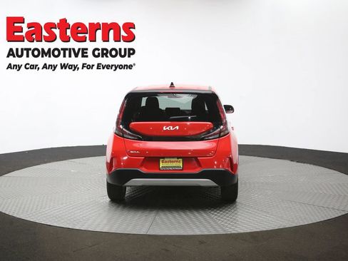 Used 2024 Kia Soul LX w/ Option Group 015 FWD image 36