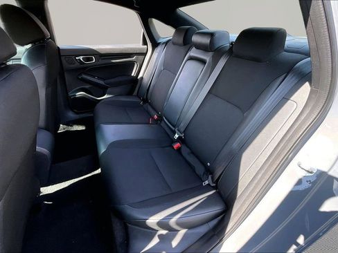 Used 2025 Honda Civic Sport image 18