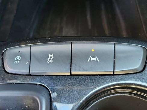 Used 2023 Chevrolet TrailBlazer LT image 36