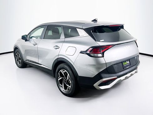 Used 2025 Kia Sportage LX FWD image 5