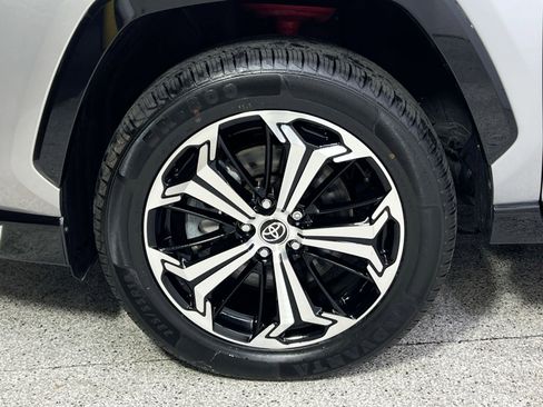 Used 2022 Toyota RAV4 XSE image 16