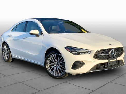 Used 2025 Mercedes-Benz CLA 250 4MATIC image 3