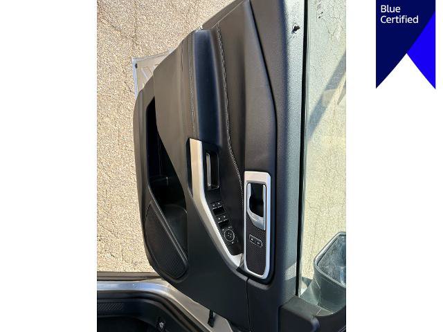 Certified 2021 Ford Explorer XLT w/ Equipment Group 202A AWD/4WD image 9