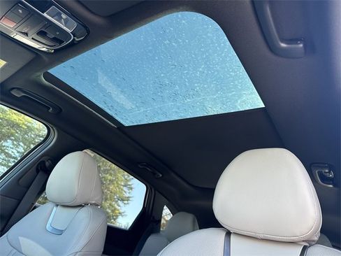 New 2026 Hyundai Tucson Limited image 33