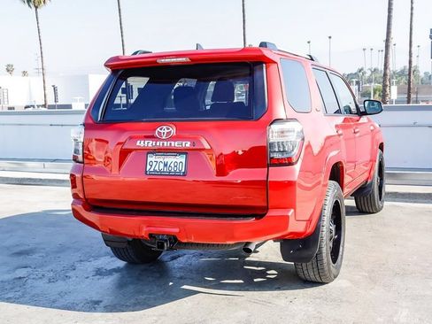 Used 2022 Toyota 4Runner SR5 RWD image 9