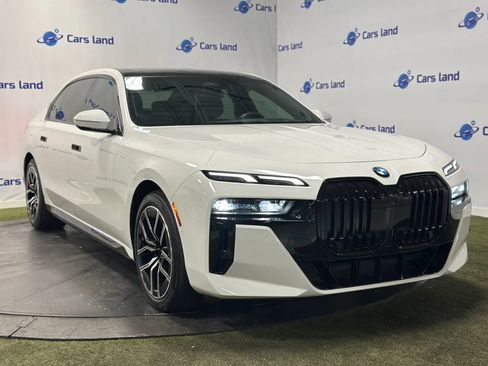 Used 2024 BMW 760i xDrive 760i xDrive Sedan 4D w/ Premium Package image 1